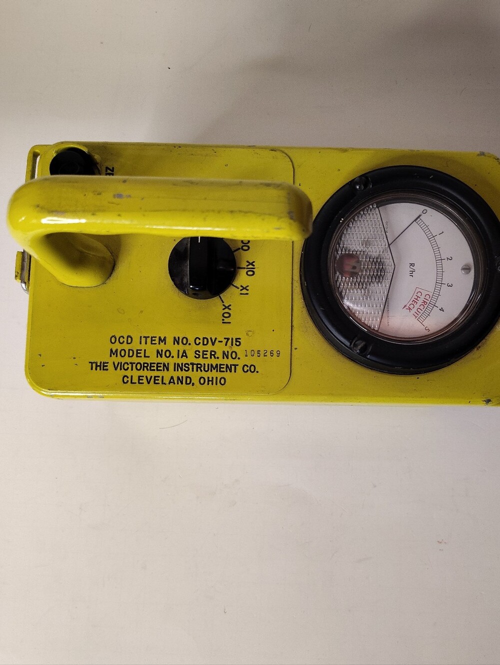 Victoreen CDV-715 Civil Defense Geiger Counter Radiation Detector Meter UNTESTED